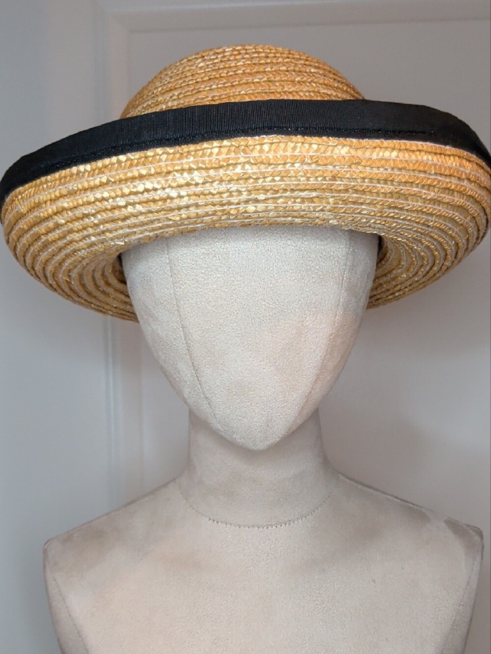 Vintage Tan Straw Sun Hat Bowler Black Ribbon Trim and Pink Flower - Picture 4 of 9